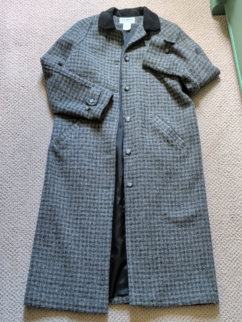 L.L. Bean Houndstooth Wool Long Balmacaan Coat Black Suede Collar M